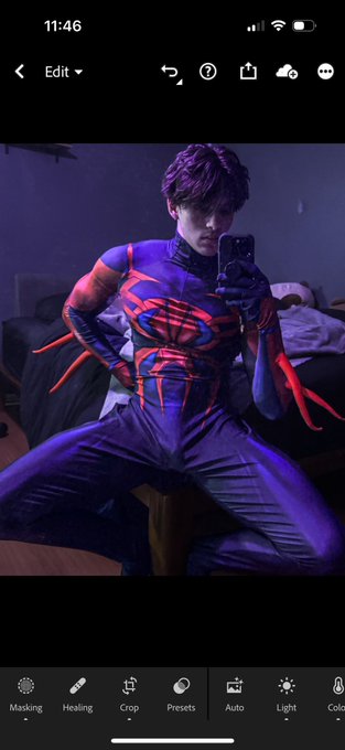 Miguel O&rsquo;Hara cosplay #maemithirst (I&rsquo;m taken) https://t.co/IJvmyWZvYB<a href="/tag/maemithirst"class="tags">#maemithirst</a>