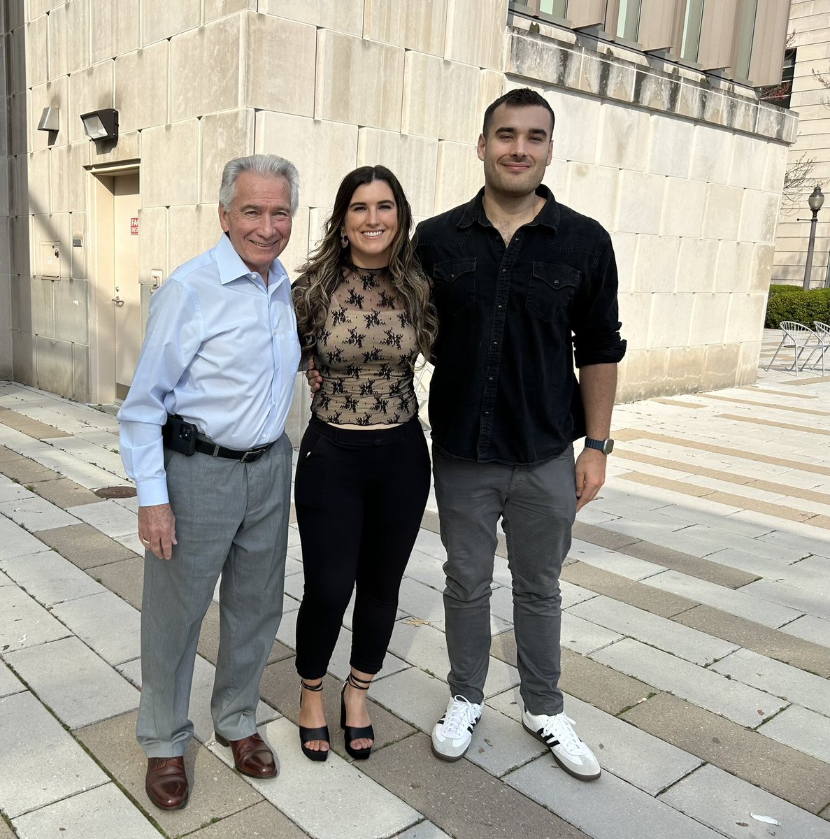 Mary Moya-Mendez tweet media