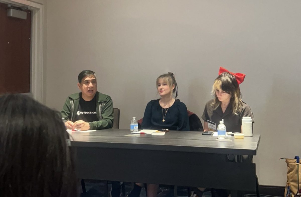 Emily Broch, Mariel Loveland and Rey Roldan give tips on connecting with artists and publicists and kick starting a career in music journalism. #CMANYC24 #eccunion