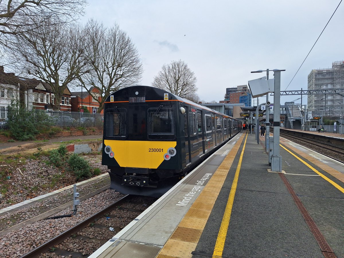 theTomKell's tweet photo. A pleasure to get the chance to ride on one of the tests the other day! I guess given the tweet says they start trials on Monday, that means I went on the pre-trial? #Class230 https://t.co/Tu2LByVIe5