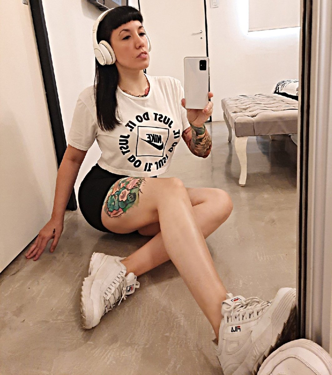 Maggie_v (@magalivola) on Twitter photo 