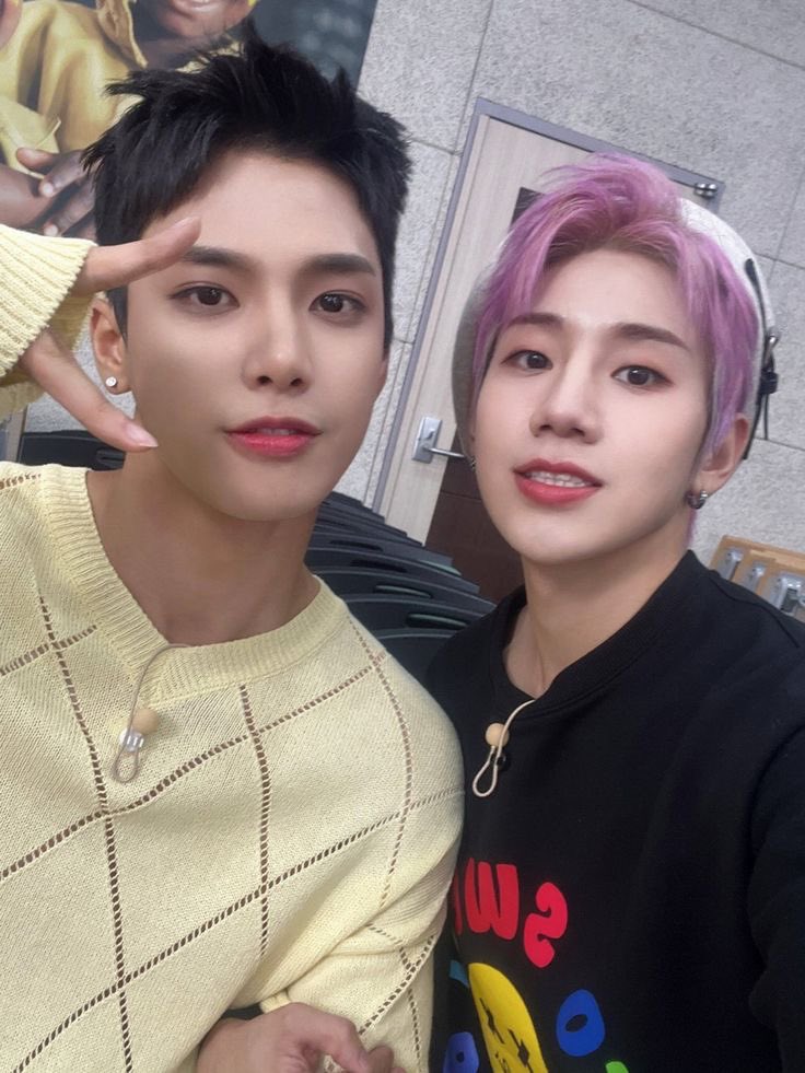 mawi_luh's tweet photo. HAPPY SODA SELCA DAYYY 

🤍🤍🤍🤍🤍🤍🤍🤍🤍🤍

Ily sm 🌸

#TAN #티에이엔 #Jaejun #재준 #JOOAN #Changsun #조안 #창선 #셀카데이 #SODAselcaDAY https://t.co/DxGzCJCZaK
