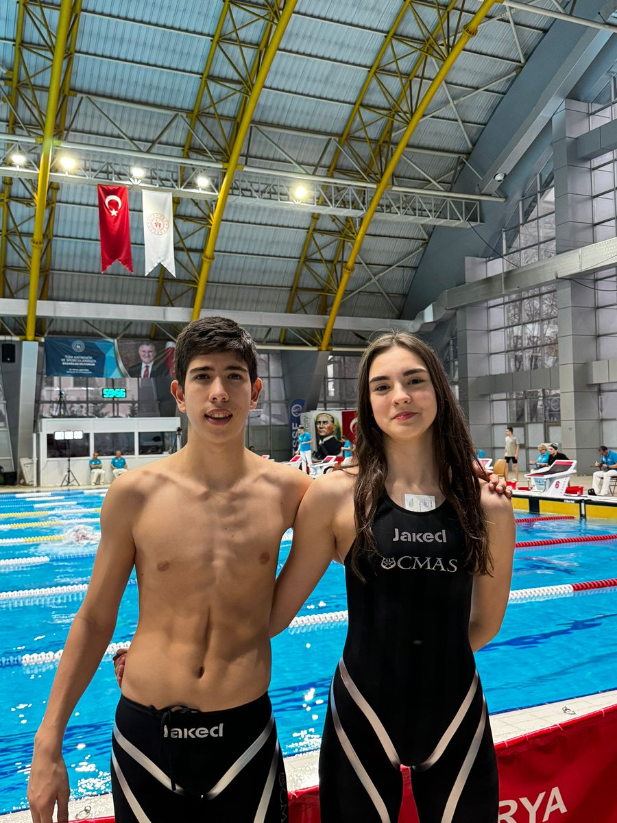tyksporkulubu's tweet photo. Sakarya’da düzenlenen Gençler Türkiye Şampiyonası
1. Gün Sonuçları
• Özün Pişkinoğlu 
100m Suüstü 1nci
100m Tüp 2nci
• Yekta Saltık
100m Suüstü 1nci
100m Tüp 1nci
• Ali Aras Ödüm
1500m Suüstü 1nci
Bayrak 4x200m Suüstü 1nci

Sporcularımızı ve Antrenörlerimizi tebrik ederiz. https://t.co/lkNbcFF8v6