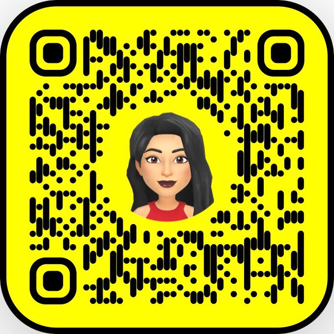 I&rsquo;m on Snapchat - are you? 🫣 https://t.co/ffvThkz4IJ