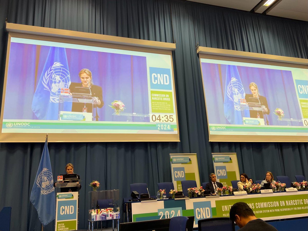 A global challenge needs to be met with a synchronized international approach, recognizing the need for cooperation, knowledge sharing, respect for human rights and capacity-building initiatives. Norway at #CND67  @UNODC @NorwayMFA @helse_og_omsorg #Pledge4Action @ellenra