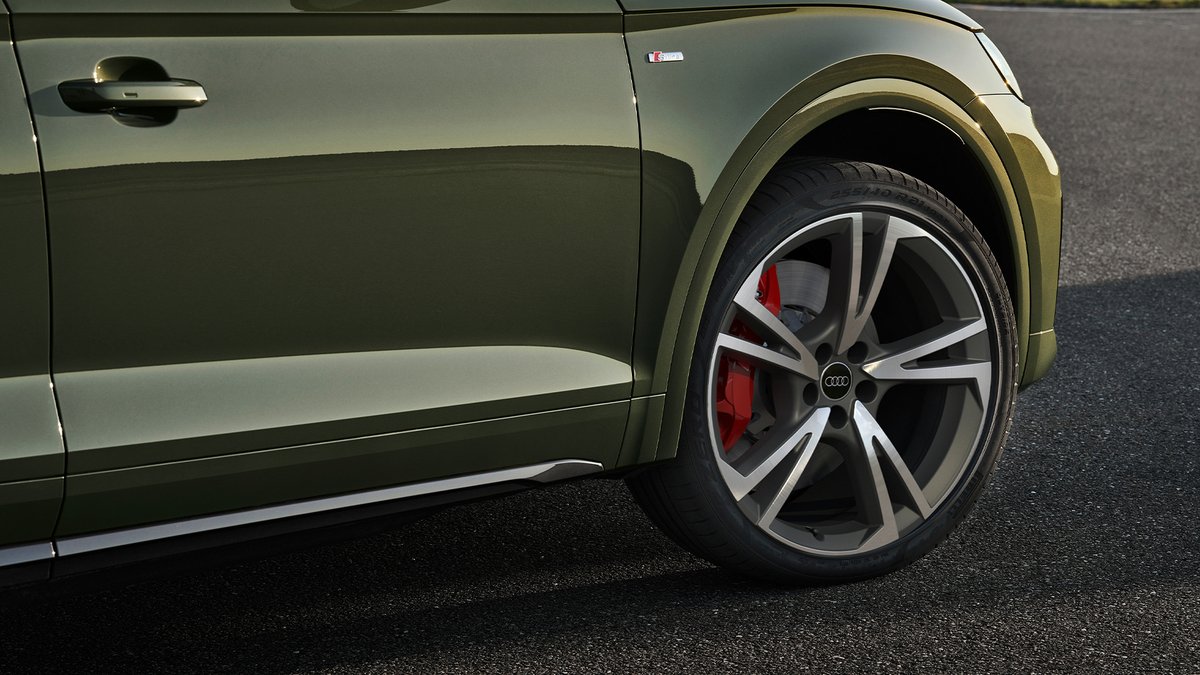 AudideMexico's tweet image. Su motor Mild Hybrid y sus sistemas de asistencia al conductor, hacen que cada momento al volante a bordo del Audi Q5 sean una experiencia fascinante.

Descubre por qué en: bit.ly/3Ik3KZh

#BeyondImagination
#FutureIsAnAttitude
#ProgressYouCanFeel