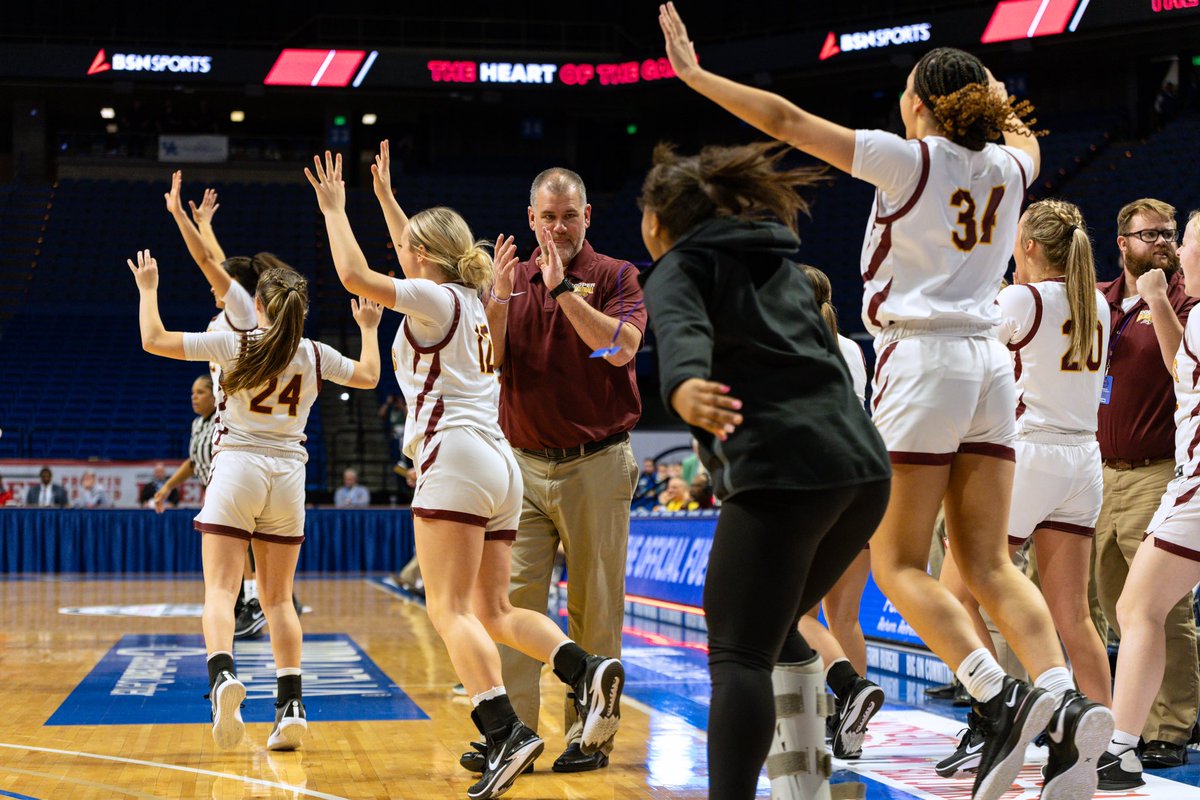 Just something about being courtside at Rupp ❤️🏀 <a href="/CooperHSGirlsBB/">Cooper Jaguars</a> <a href="/CooperAthletic1/">Cooper Athletics</a> <a href="/RCHS_Jaguars/">Cooper HS</a> <a href="/Boone_County/">Boone County Schools</a> <a href="/CoachBorchers/">Randy Borchers</a>