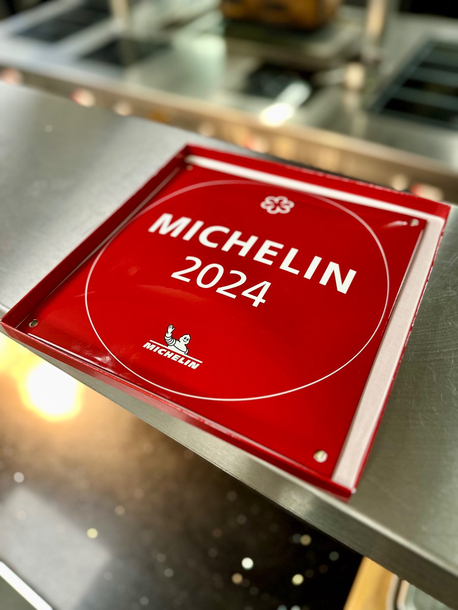 Cliff House Hotel tweet media