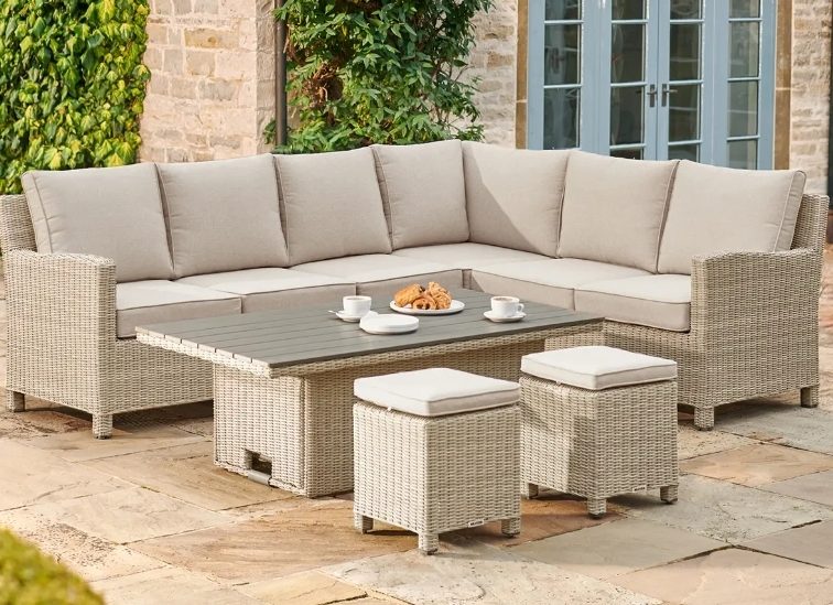 norwichcamping's tweet photo. *Pre-Season Sale – NOW is the time to buy!*
Warehouse &amp; Showroom stock...#GardenFurniture #BBQs #AluminiumPergolas #OutdoorKitchens
*MANY DISPLAY MODELS REDUCED BY UP TO 50%*
£100 deposit secures your item for free, mid-March delivery (UK mainland)
https://t.co/AnvPTe1BXv
#SALE https://t.co/vr1uPEX7HY