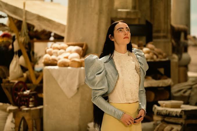 "Çok yorgunum... Belki de ruhum yorgundur..." 

(Poor Things)