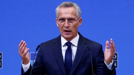 MarioNawfal's tweet photo. 🇺🇸BIDEN LETS U.S TAXPAYERS COVER NATO SHORTFALL

Despite Trump pushing other countries to pay more, Biden allowed the burden of NATO spending to fall on American taxpayers.

In 2014, all NATO members agreed to a defense spending target of 2% of their respective GDPs, yet by 2024, only over half of them have.

Should the U.S pay more than other NATO members?

Source: ZeroHedge