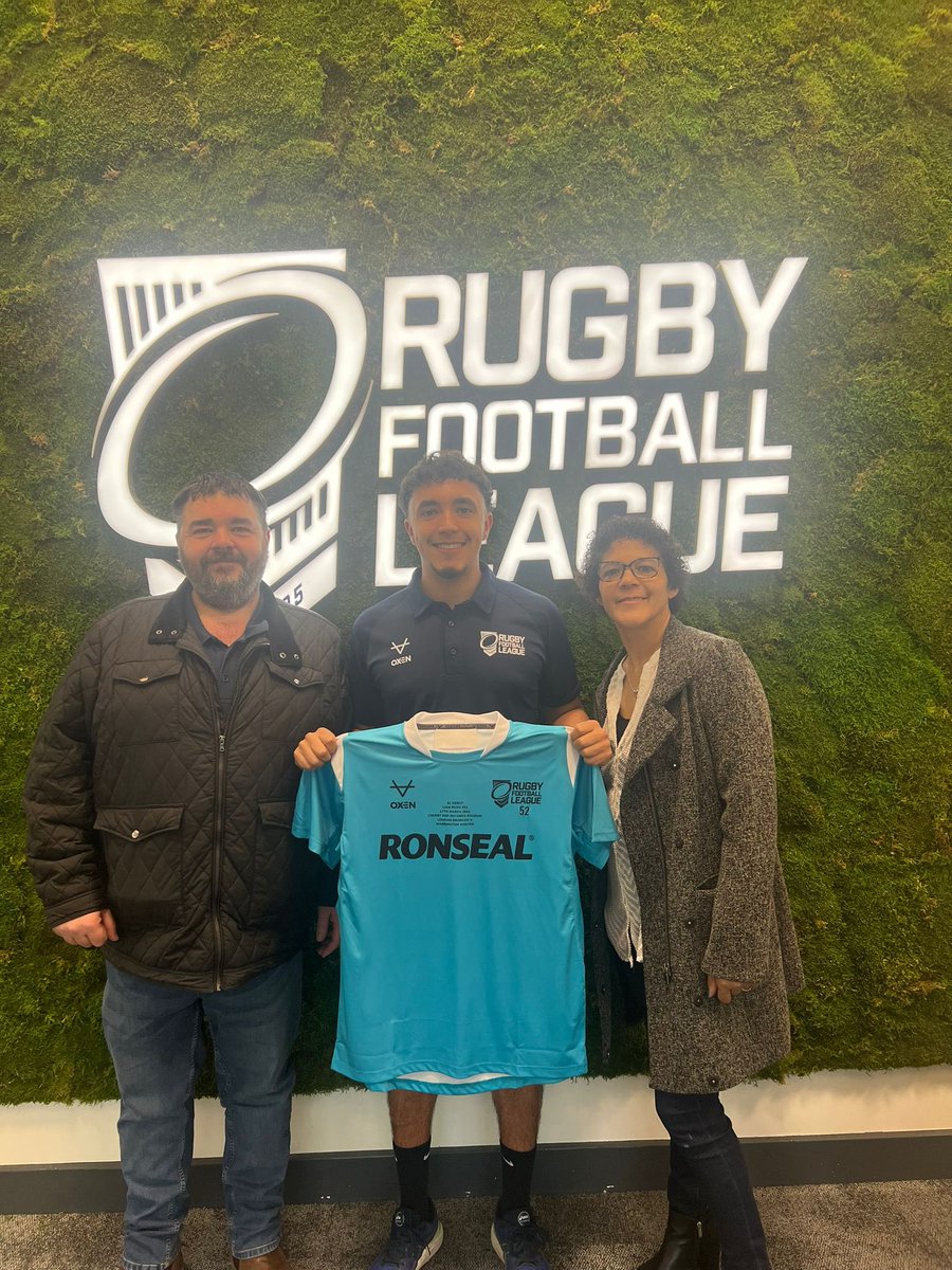 AcmeW's tweet photo. Liam Rush to Make Super League Debut

Huge congratulations to Rugby League referee Liam Rush, who will become Super League referee number 52 this weekend when he takes charge of London Broncos v Warrington Wolves at the Cherry Red Records Stadium. 🎉👏 https://t.co/28VTsVR0aX