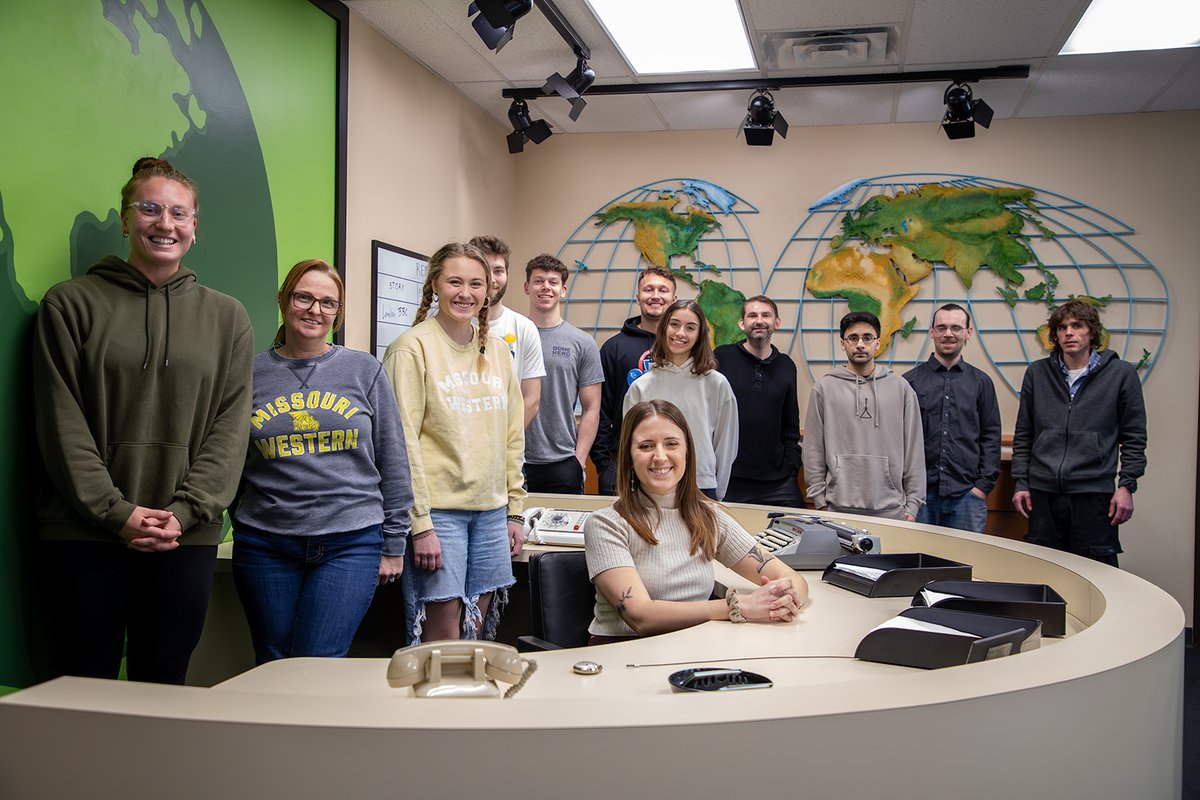 This is #AppliedLearning

<a href="/GriffonNews/">The Griffon News</a> is Missouri Western's student newspaper. These #Griffons interview individuals for weekly stories before writing, editing and publishing them online.

#MissouriWestern #GriffonsReport #GriffonProud #StudentNews