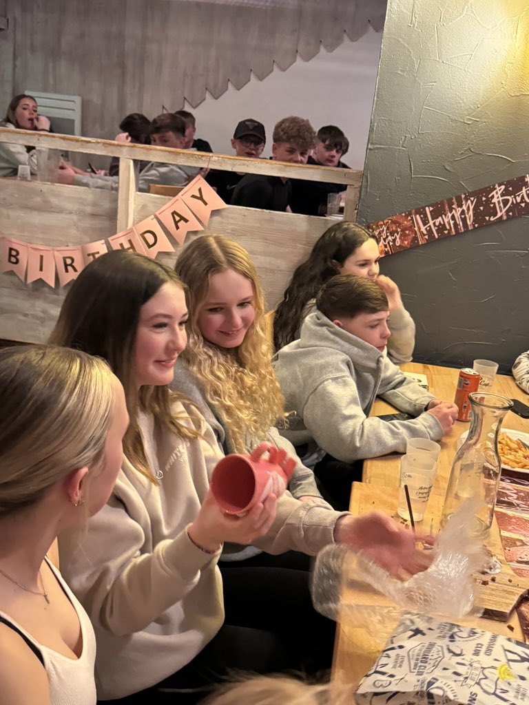 StMarysDT's tweet photo. Happy birthday Lucy!!! 🎉🎉 @SMCA_PE https://t.co/HzxOpj85ZP
