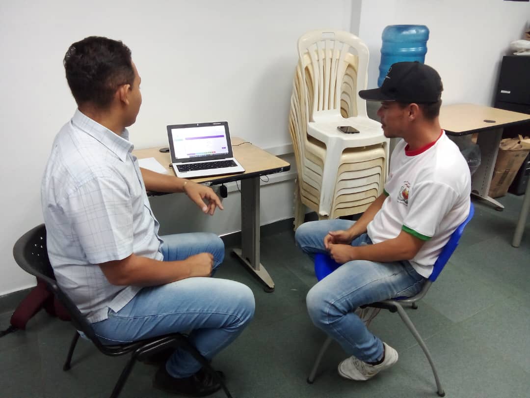 infocentrostruj's tweet photo. Desde las instalaciones del Infocentro Siete Colinas del estado Trujillo, se realizó inducción y orientación de actividades al nuevo Facilitador por parte del Jefe Estadal Johan Ramírez.

#CienciaParaLaVida 
#VivanMujeresPatriotas https://t.co/prmNMjzdtM