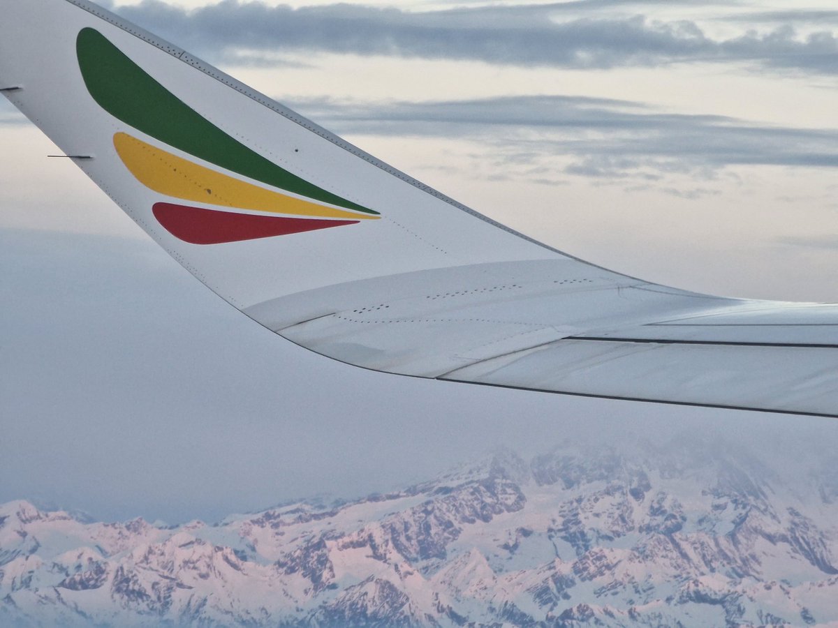 AmanuelMG's tweet photo. Beautiful views over the Alps

@flyethiopian 
#Swiss #Alps https://t.co/WLtZsaKGRD