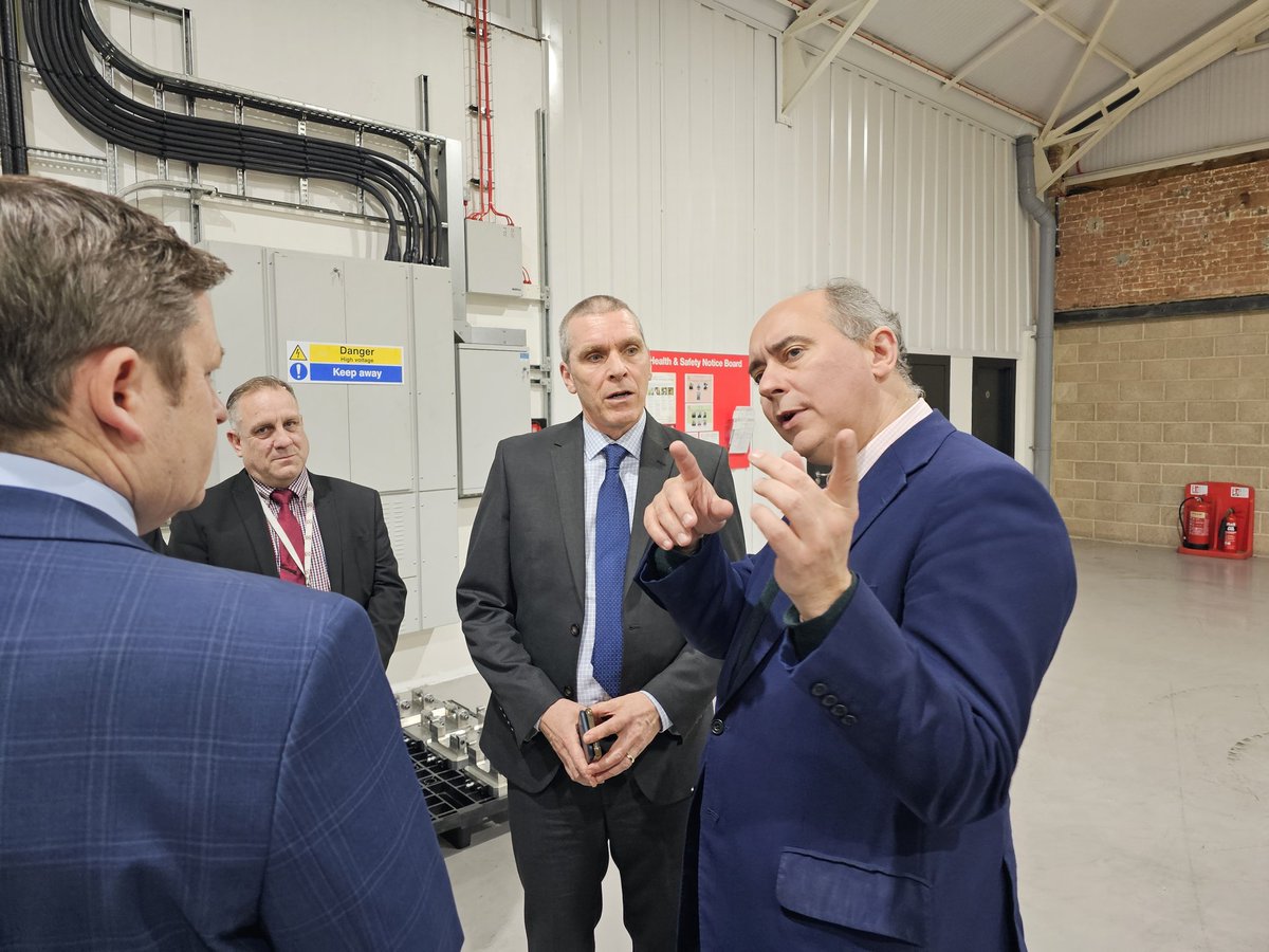 Lord Dominic Johnson, Minister of State for Business and Trade visited Dynamatic at Swindon today. Wonderful interaction with our business team, and detailed discussions on expanding our business in the UK. Much appreciated! #UKIndiaPartnership #LivingBridge #UKIndia 🇮🇳🇬🇧