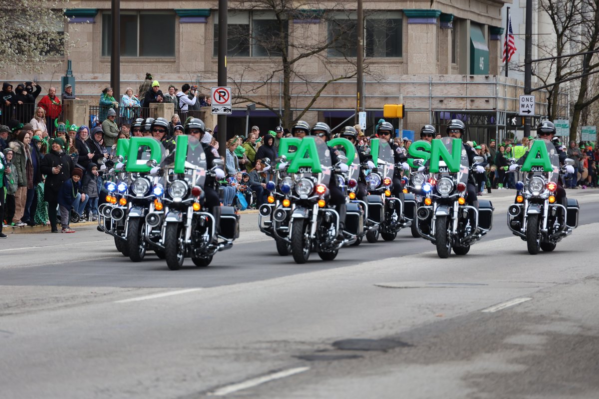 IFD_NEWS's tweet photo. #IFD #IndyStPats Parade 2024 ☘️#IAFFLocal416 #PFFUI #IndyPSPD #IMPD #MCSO #HoosierLottery #DowntownIndyInc https://t.co/isyjxMc42l