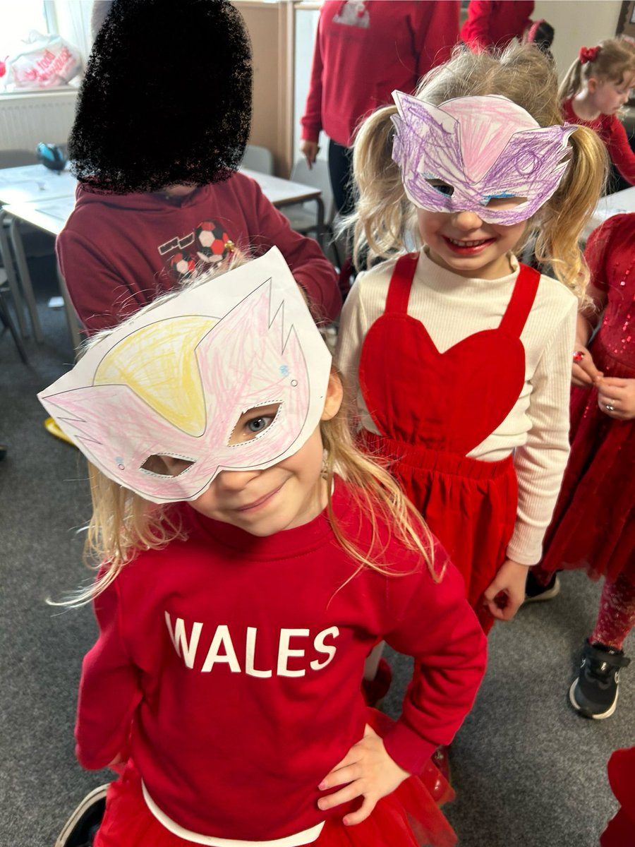 Dosbarth Derbyn tweet media