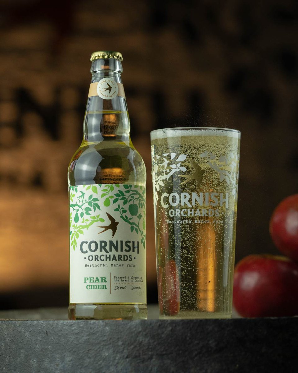 You've heard of perry, but what about pear'y!  🍐🍎

A blend of English Conference pears and dessert apples come together in our Pear Cider. With delicate floral tones and crisp finish, it's a superb match with spicy Asian flavours. 🔥

#locallypressedcider  #drinkresponsibly