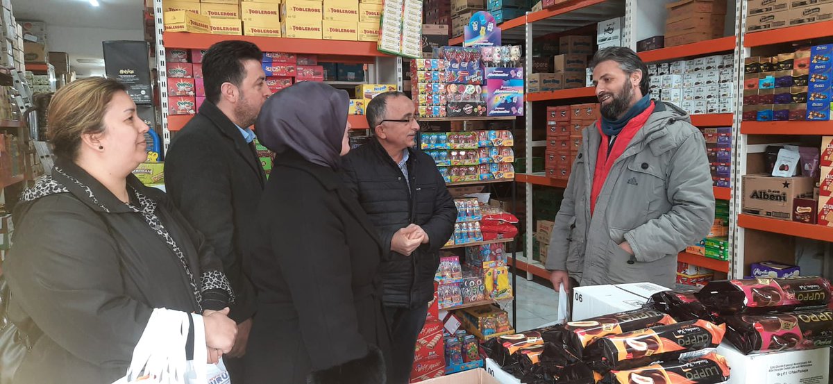 📍Barbaros Mahallesinde bugün esnaflarımıza <a href="/GulayseDurak/">Gülayşe Durak</a> Başkanımız ve Mahalle Teşkilatımızla ziyaretlerde bulunduk.
Seçim Sahada kazanılır, sandıkta muhafaza edilir. 
Herşey #Yenidenİstanbul 
#Ataşehir için...
<a href="/atasehirak1/">AK Kadın Ataşehir</a>
 <a href="/akpartiistanbul/">AK Parti İstanbul</a> <a href="/atasehirakparti/">AK Parti Ataşehir</a> 
<a href="/Nazmi37010699/">Nazmi</a>