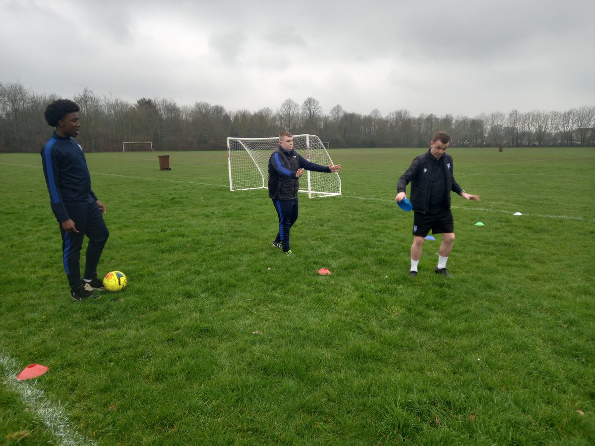 GfcSchool's tweet photo. Working hard and improving football skills.

A great after school club at the players' training ground.

@TheGillsFC https://t.co/OloyUBrLR0