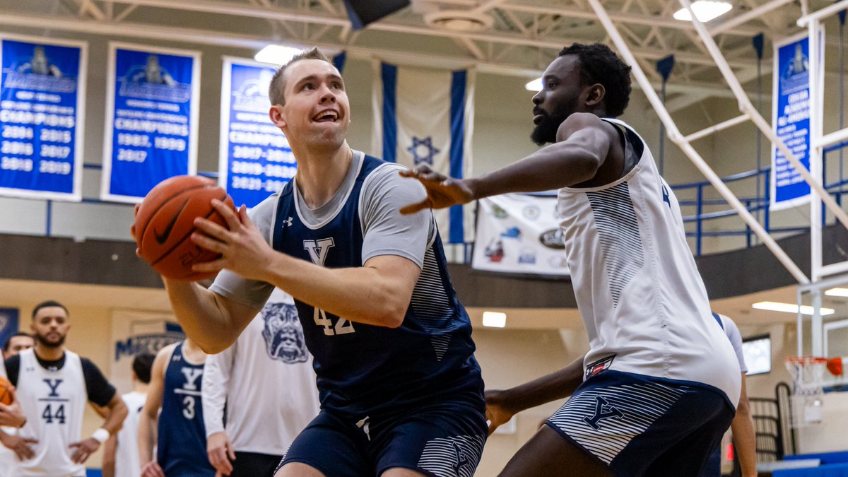 Yale Men's Basketball tweet media