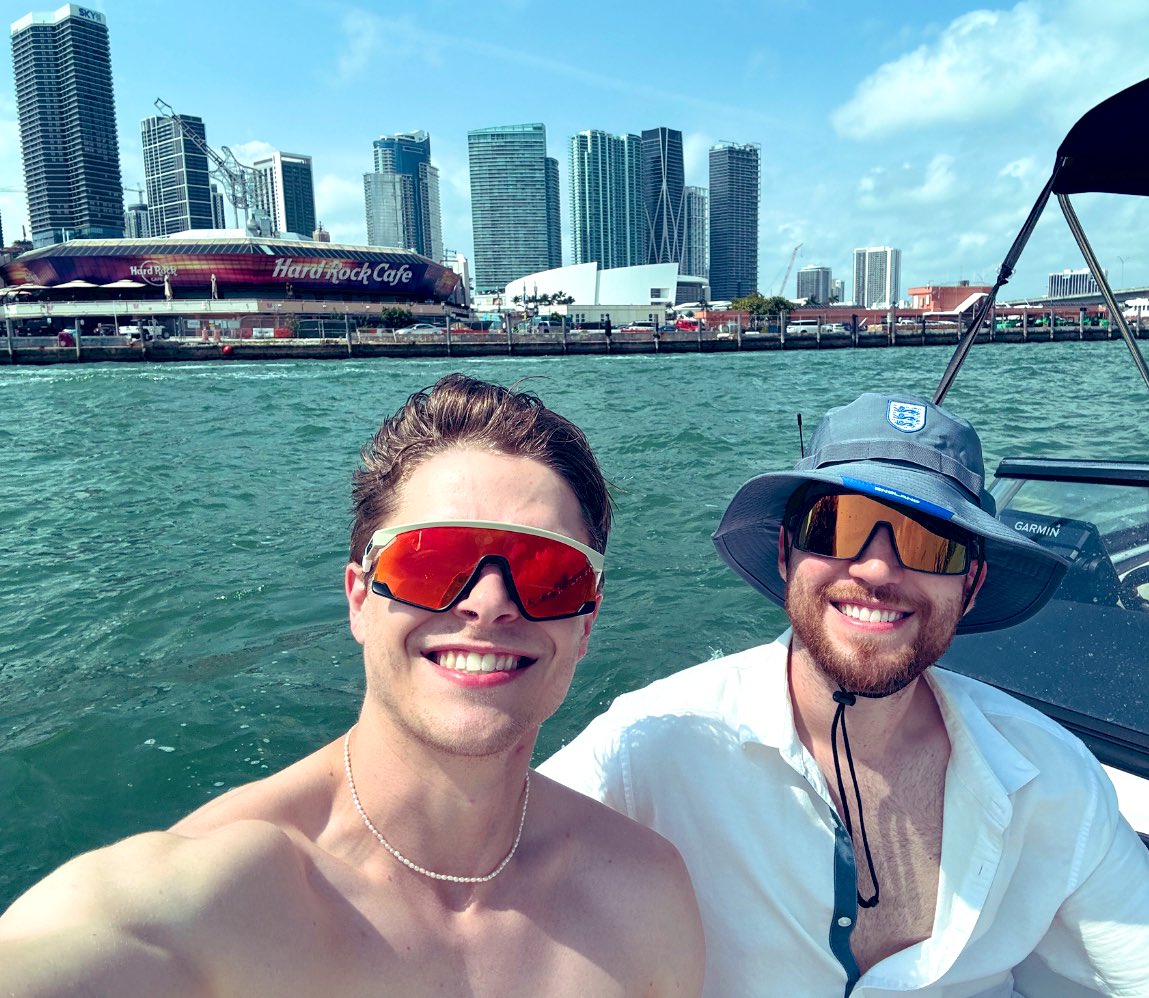 toughtalkty's tweet image. We can be so much more than just stereotypes. I’m here to give a fresh perspective and offer a way out! You don’t need to languish in the dark. This isn’t about politics or voting for anyone. This is about LIFE. 

The problem with most gay men is you all lack respect for…