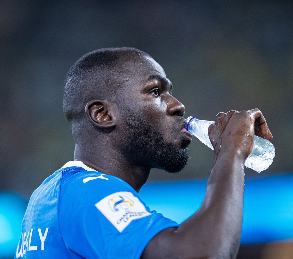 كوليبالي                                    اتركني لحالي