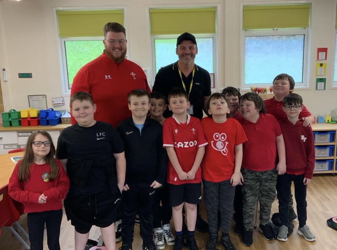 Mr Coles tweet media