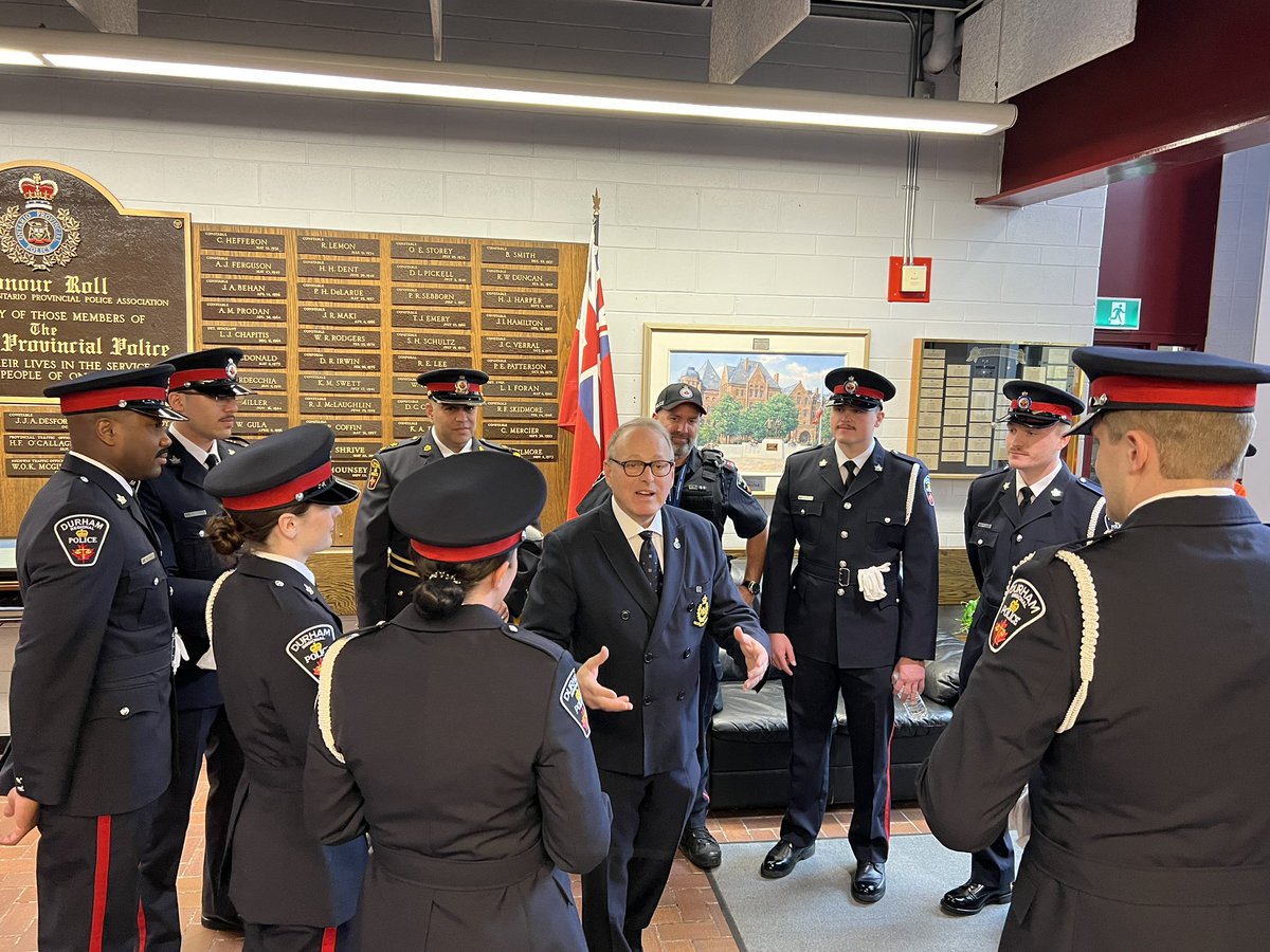 TeamKerzner's tweet photo. Four months ago, 494 Ontarians heard the call of duty and accepted it.
 
Today, they walk out of the @opcva trained and equipped to the highest standards.
 
Congrats, cadets. I know your courage and dedication will inspire more to follow in your footsteps. https://t.co/odZZxTYIWp