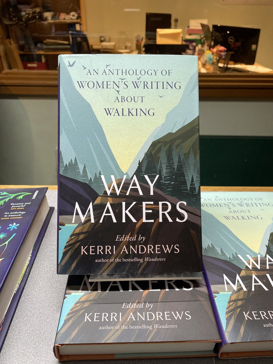 Healthyhappy50's tweet photo. What a fabulous evening @ArmittMuseum listening to the wonderful @kerriandrewsuk talk about the tradition of women #walking! 🥾 

I could listen to her for hours! 🌿

#Wanderers #Waymaking #Ambleside #LakeDistrict  @reaktionbooks https://t.co/73Q8sOA6KU