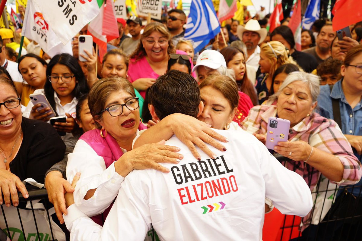 gelizondo54's tweet image. Día 15 | ¡Bienvenida a #Coahuila @XochitlGalvez!
Recibimos en #Saltillo a la candidata a la Presidencia de la República, para un encuentro con la mejor militancia de #México. 👍🏻💪🏻
#MxSinMiedo #TodosPorCoahuila #PuroJale