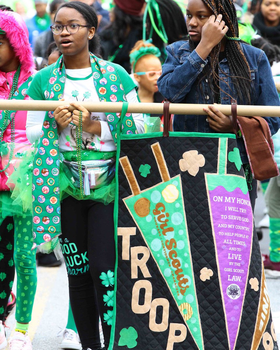 Excited about the Atlanta St. Patrick's Parade tomorrow? Here are a few tips: 👀 Arrive early to secure a good spot. ☘️ Stick around after to enjoy Midtown’s Shamrock Stroll. 🚇 The Arts Center and Midtown @martatransit stations offer convenient access to the parade route.