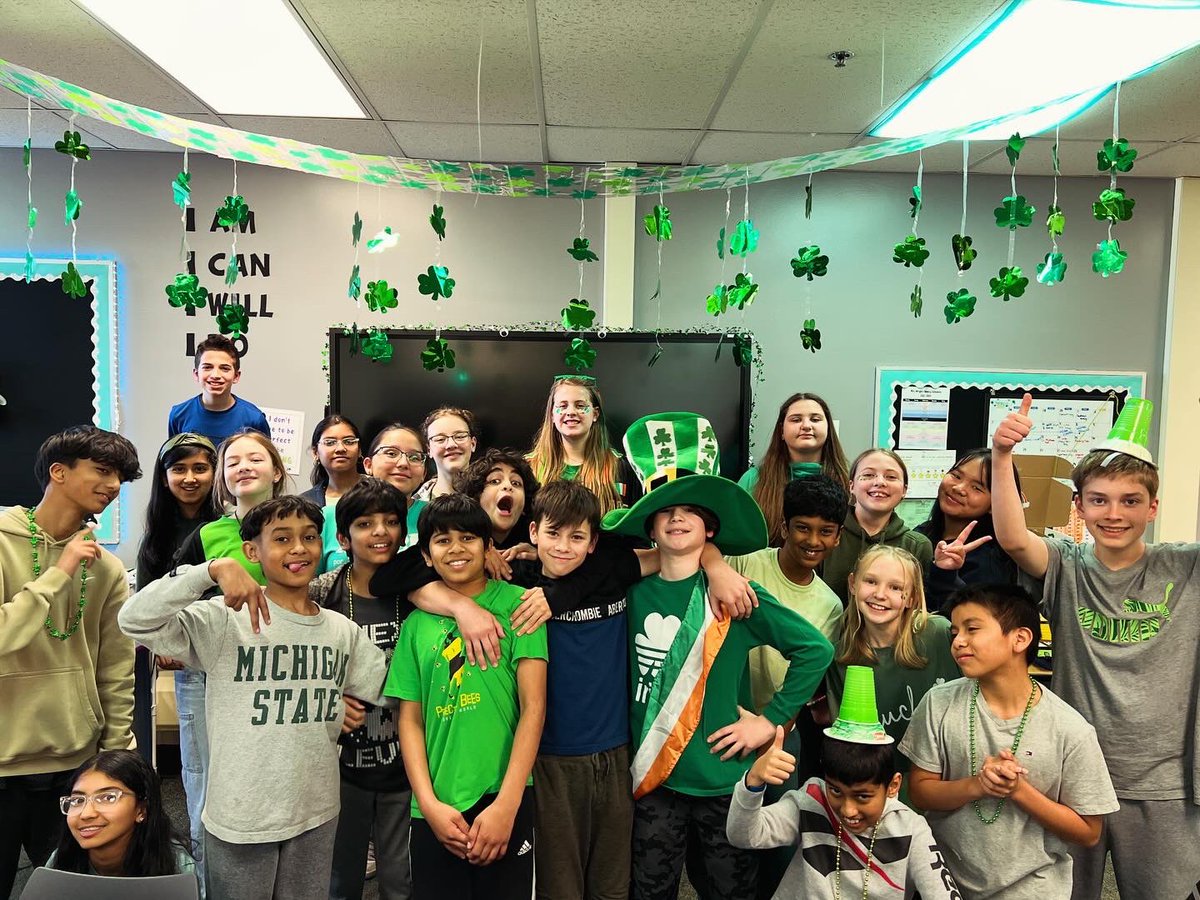6thWithWright's tweet photo. Room 211 was up to some shenanigans today. Engineering Leprechaun traps in hope they will catch one over the weekend! ☘️ #hooverhawks https://t.co/exQjYW4tcf