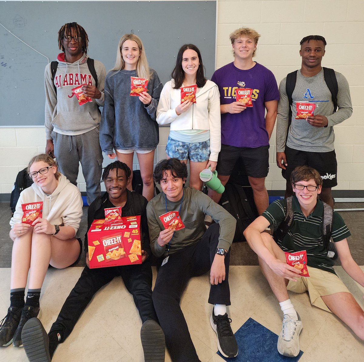 <a href="/cheezit/">CHEEZ-IT</a> the official #1 requested snack of <a href="/AuburnXCTrack/">AHSXCTrack</a> ! 

#ClawsUp