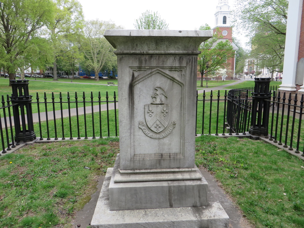 John Dixwell was buried in New Haven, CT in 1689 under a simple stone. Here is a fancy obelisk erected by his American descendants in the 19th century. #englishcivilwars #familyhistory #genealogy