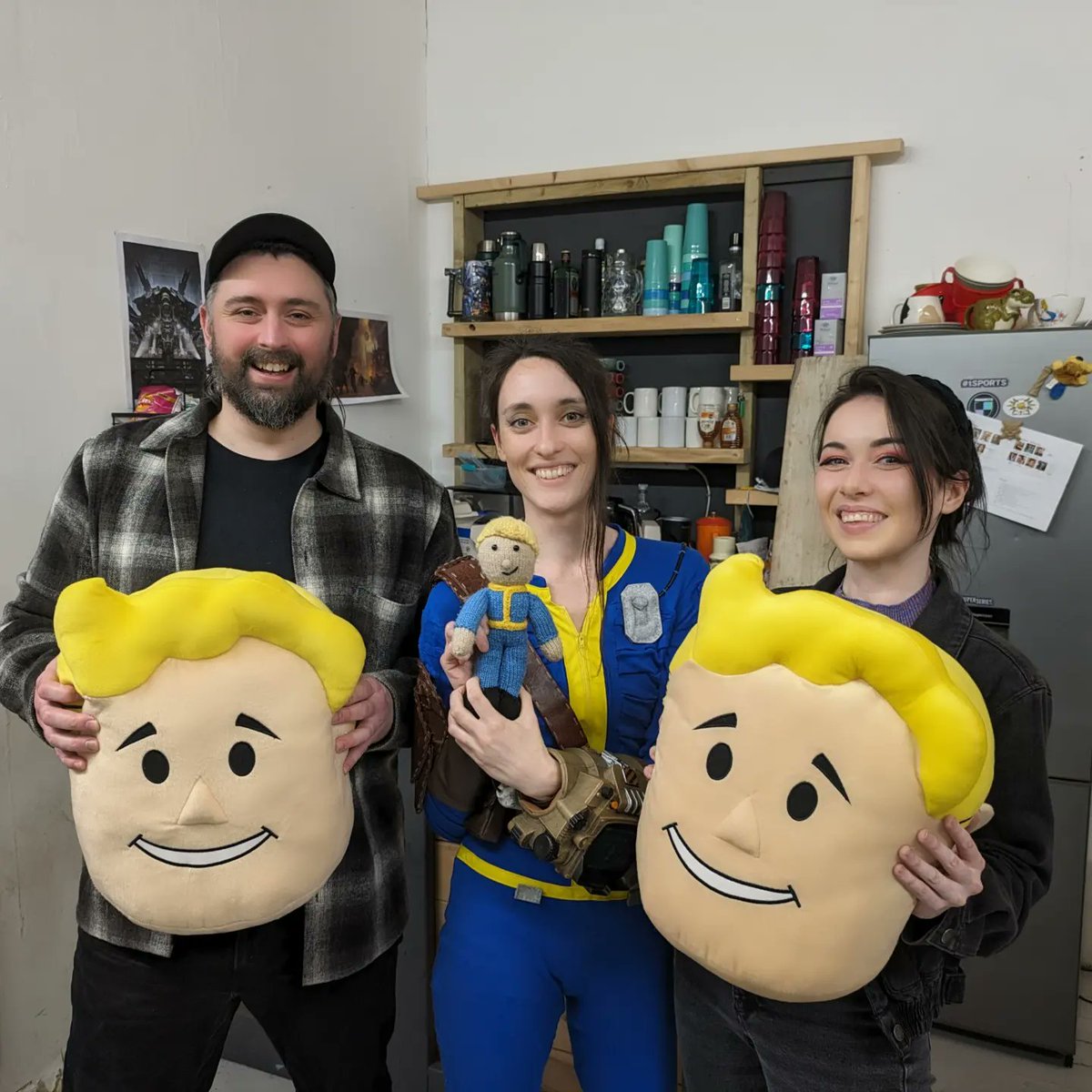 🤩 Such an amazing time at the @Modiphius event at @tSNArena for Fallout Factions: Nuka World! Such in awe I was invited to the launch event, and meeting amazing people, including @HonestWargamer and @Sughammer!

Thoroughly enjoyed playing Fallout Factions!! 🤩
#falloutfactions