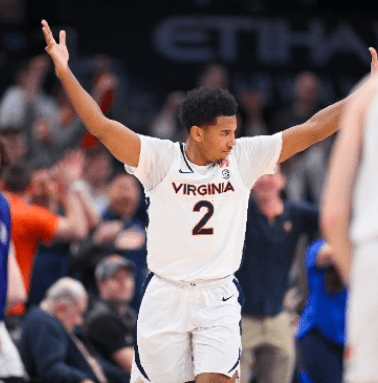 ESPNRichmond's tweet photo. PODCAST: @WTOP sports anchor @davpresto joined @spidervoice on The Sports Huddle on Friday to talk college hoops, the ACC Tournament and some NFL. #LetsGoHoos #ACCMBB #MarchMadness #HTTC https://t.co/JO3EM3dxSL https://t.co/fu3PDQgN9A