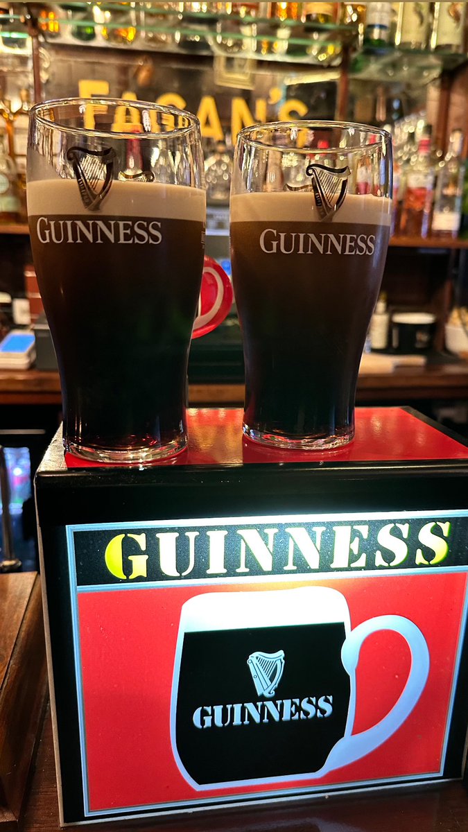Early Paddy’s Day drinks at @FagansSheff tonight ☘️