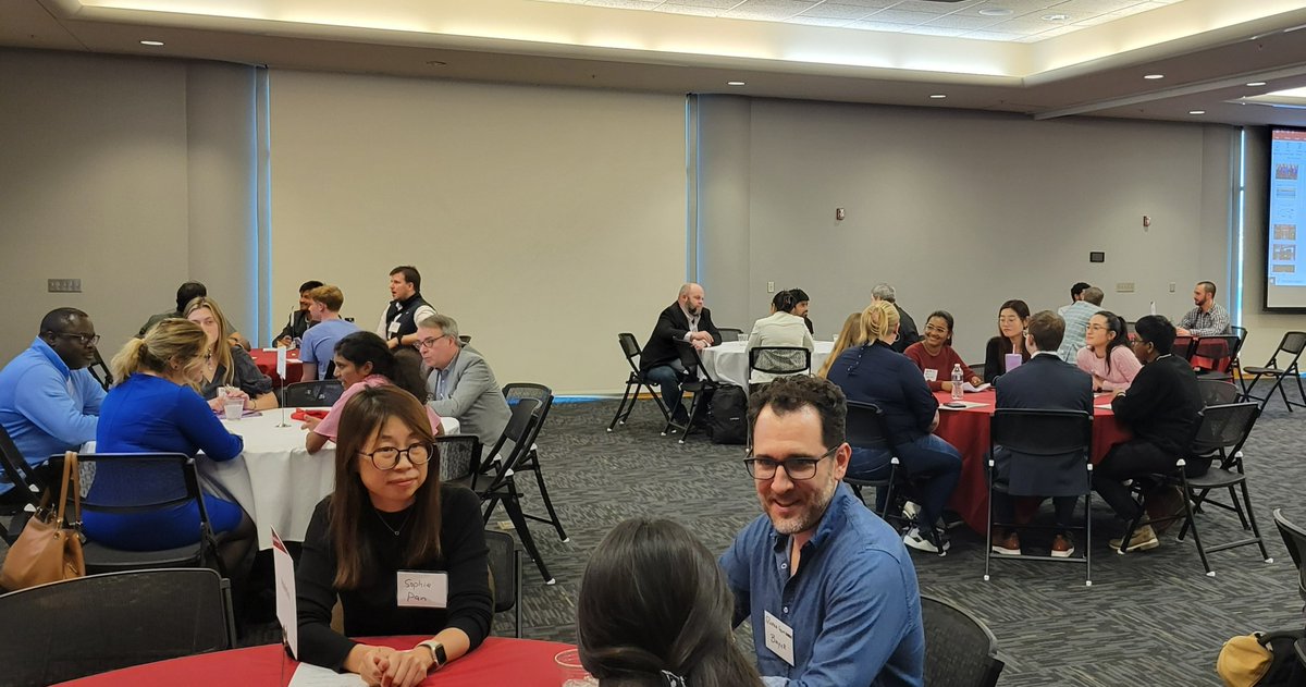 Thank you to the amazing students and professionals who joined the Supply Chain &amp; Analytics Department for an incredible evening of networking in the supply chain world! Looking forward to seeing you all again soon!  #SupplyChain #Networking #UMSLProud