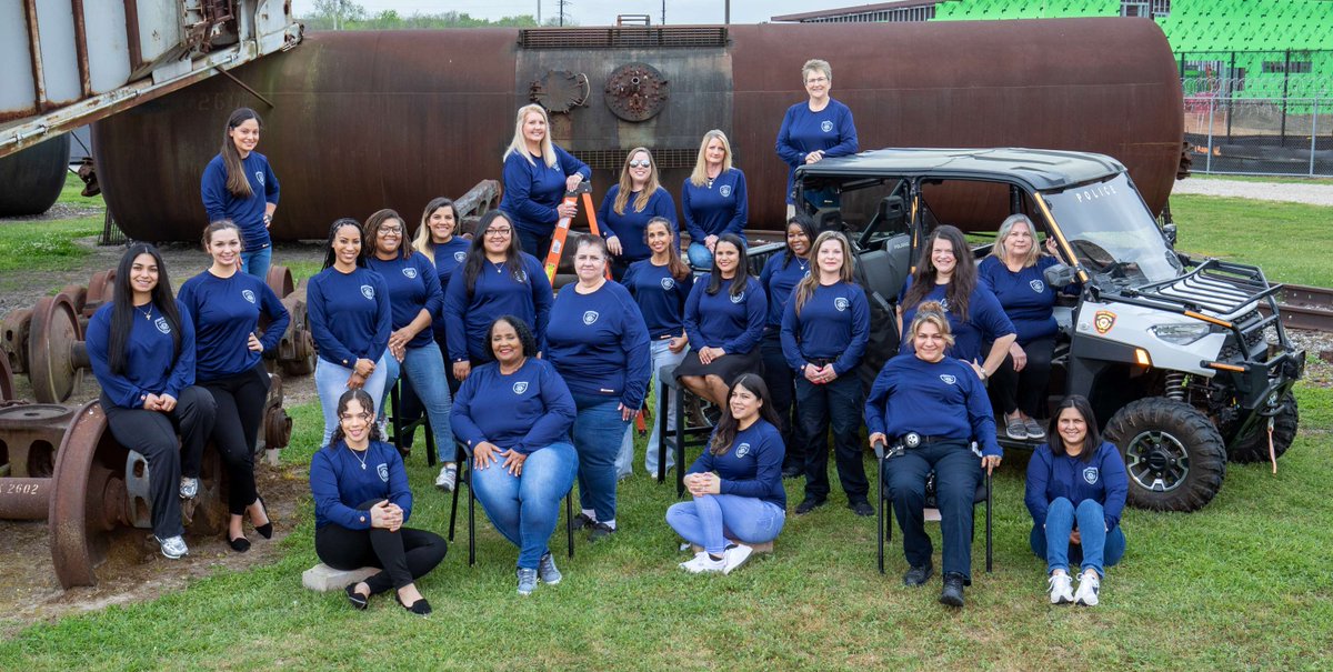 During #InternationalWomensHistoryMonth, HCFMO would like to recognize the outstanding efforts and commitment of the remarkable women at HCFMO!  

A heartfelt thank you to all the women for their continuous dedication in serving the people of Harris County!
#GoodNewsFriday