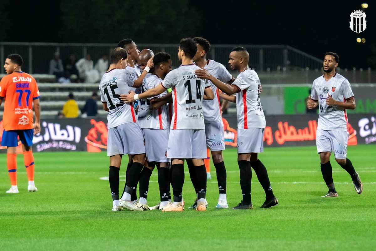 Alriyadh_EN's tweet photo. 🅰️ Saleh 
⚽️ Musona

#FaihaRiyadh 
#yallaRSL https://t.co/aqW9HR8BLR