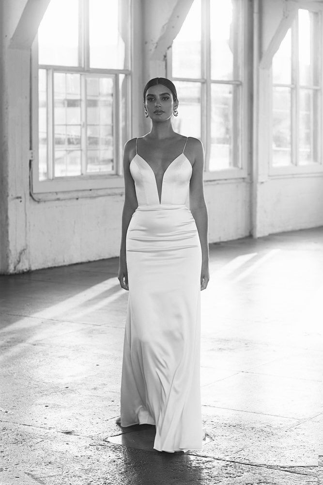 NEW ARRIVALS just landed at your local Luxe 🫶🏼

Screenshot your favorite for inspo at your appointment, or try on from the luxury of your own space with Luxe in a Box 💜

See more: luxereduxbridal.com/collections/all