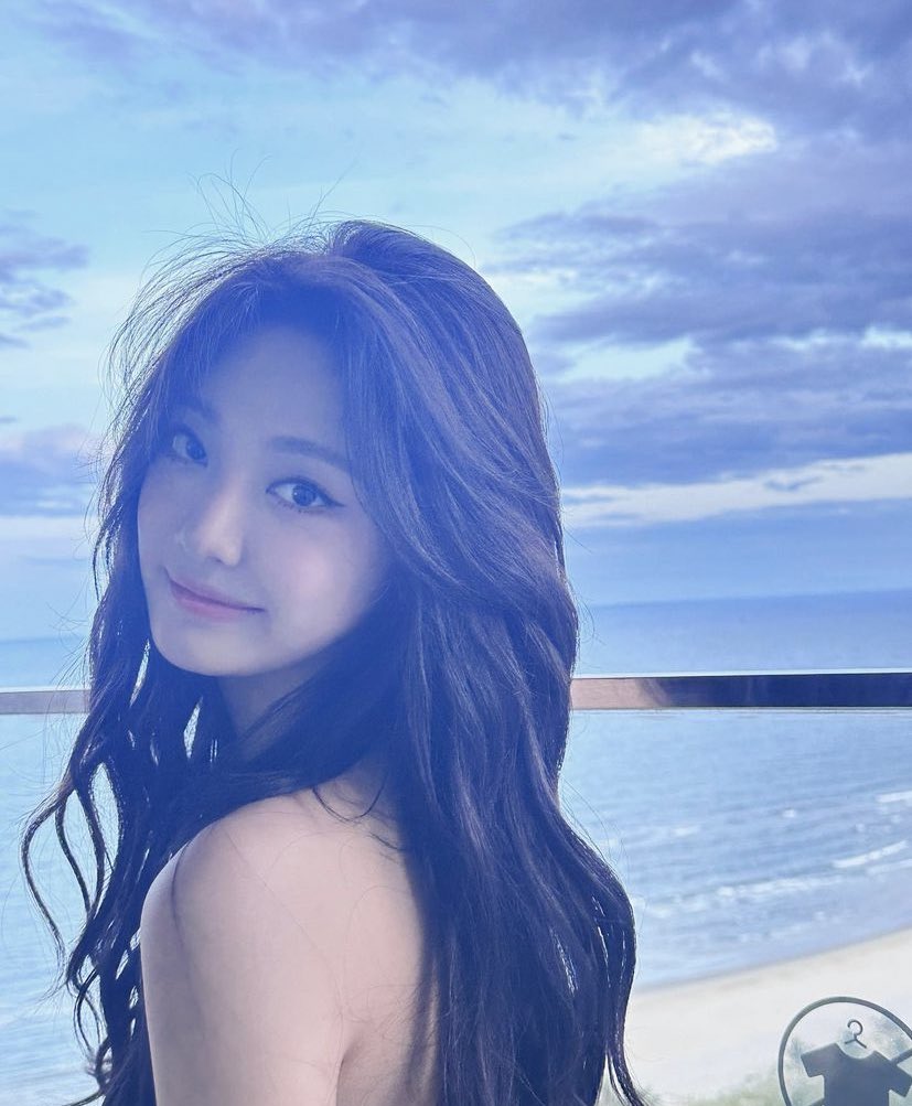 ningning tweet media