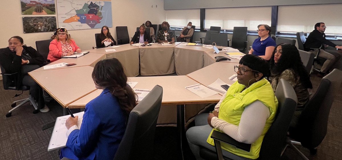RepMcClellan's tweet photo. Ahead of Virginia Women’s Veterans Week, I held a roundtable discussion with women veterans in our district. I heard about the challenges they face, including access to mental health and gender-specific services.

We also discussed implementation of the #PACTAct and #COMPACTAct. https://t.co/fEZFJR8qYU