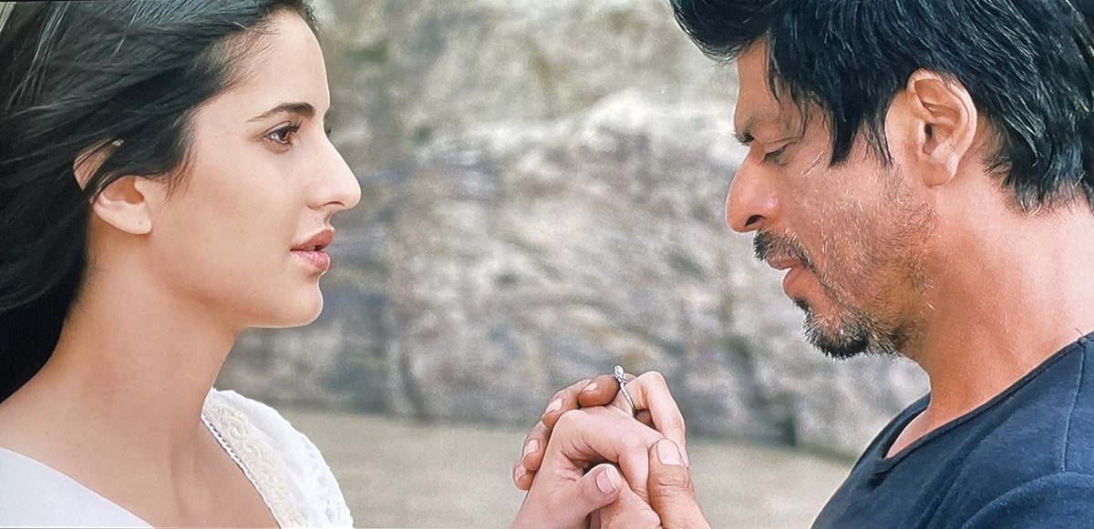 Rewatched #JTHJ after a while… i’m a bit baffled😧 i’ve always been pro Akira, can’t relate to Meera’s religion belief… but now i saw first time that Samar actually had no spark with Akira. For him it was always Meera, winning her love and his battle with god😔❤️