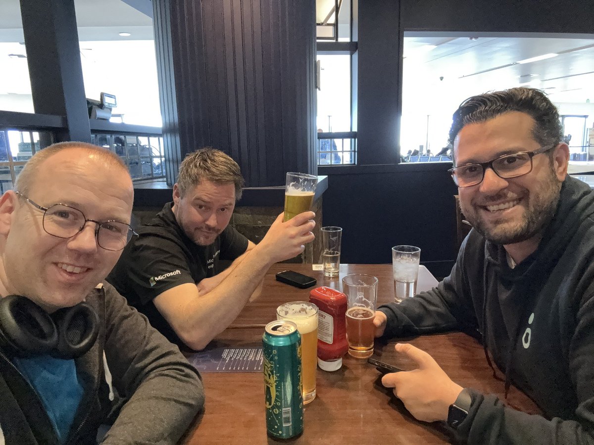 Enjoying the last moments of the #mvpsummit with <a href="/Mister_MDM/">Rudy Ooms | MVP 🇳🇱</a> and <a href="/PKhabazi/">Pouyan Khabazi | MVP</a> on the airport before heading home.