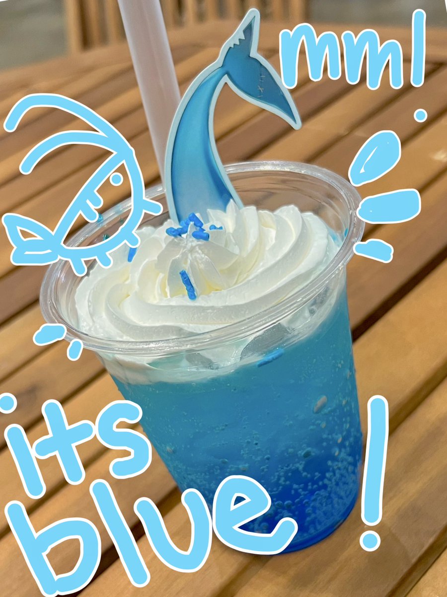 gawrgura's tweet photo. oh! oh! i got to try the shark juice!!! 
it is seriously so good! and just how i always imagined it would taste 🐟💦 heheh
try it if you get the chance and let me know 💙
#hololivefesEXPO24 https://t.co/BMLHfDONyY