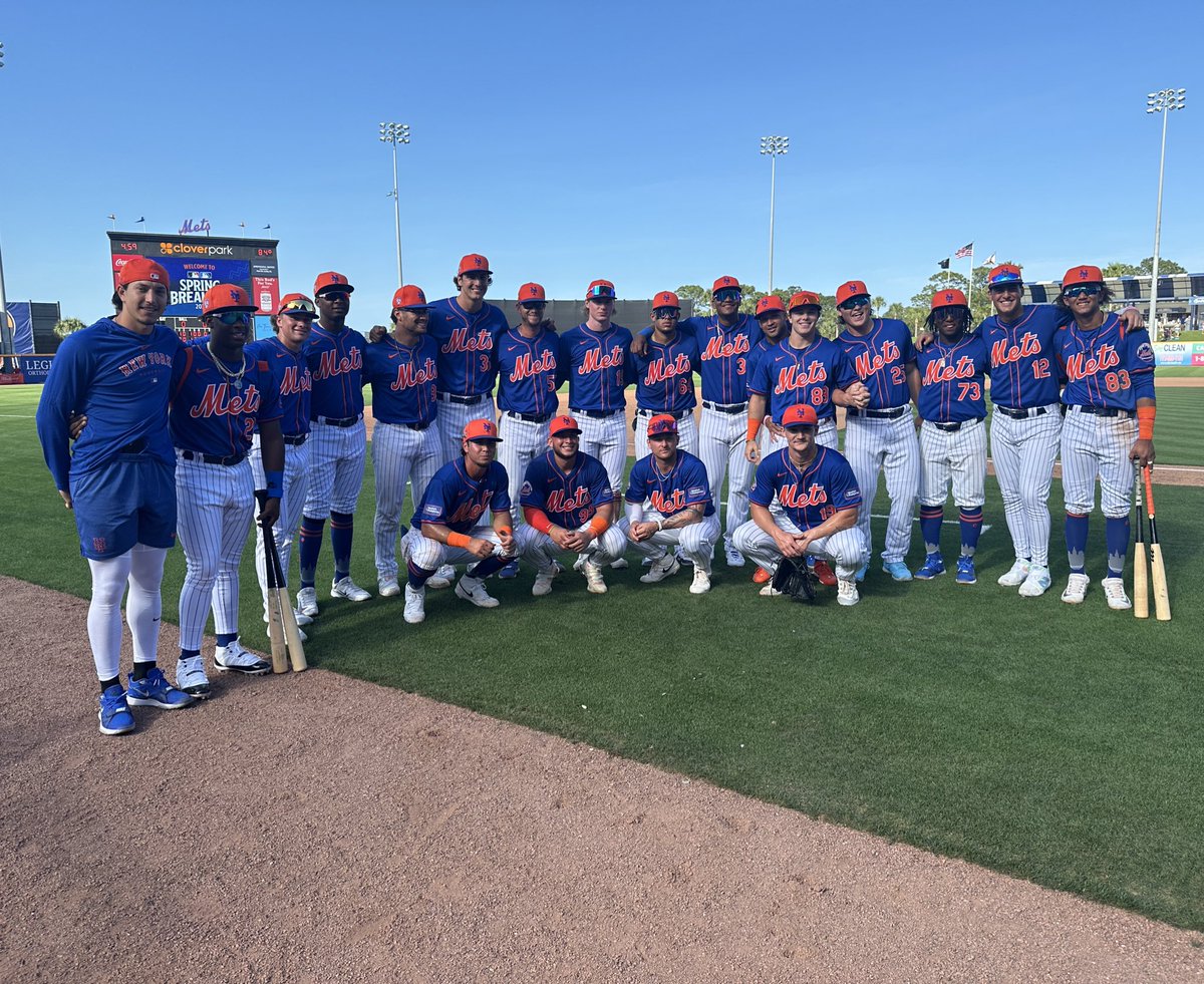 Mets's tweet image. The #SpringBreakout squad 🤝